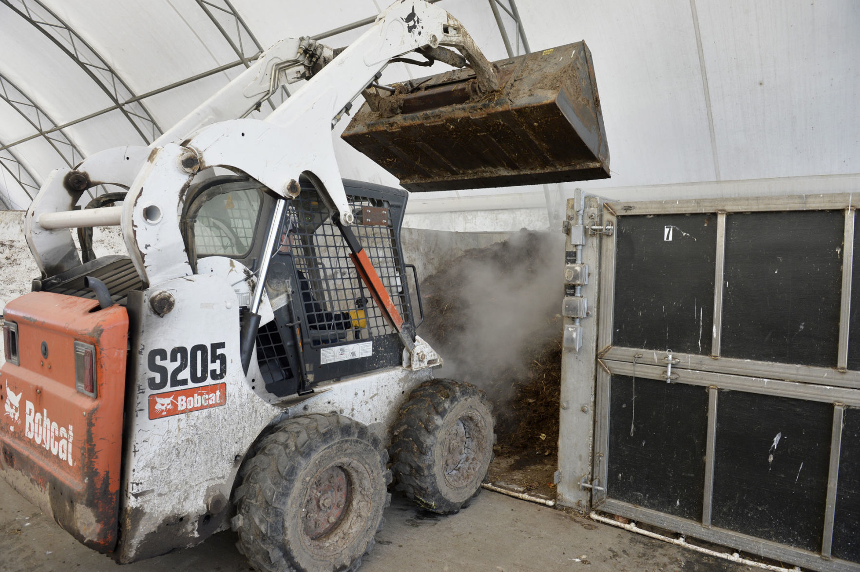 040618-nws-composting-2.jpg